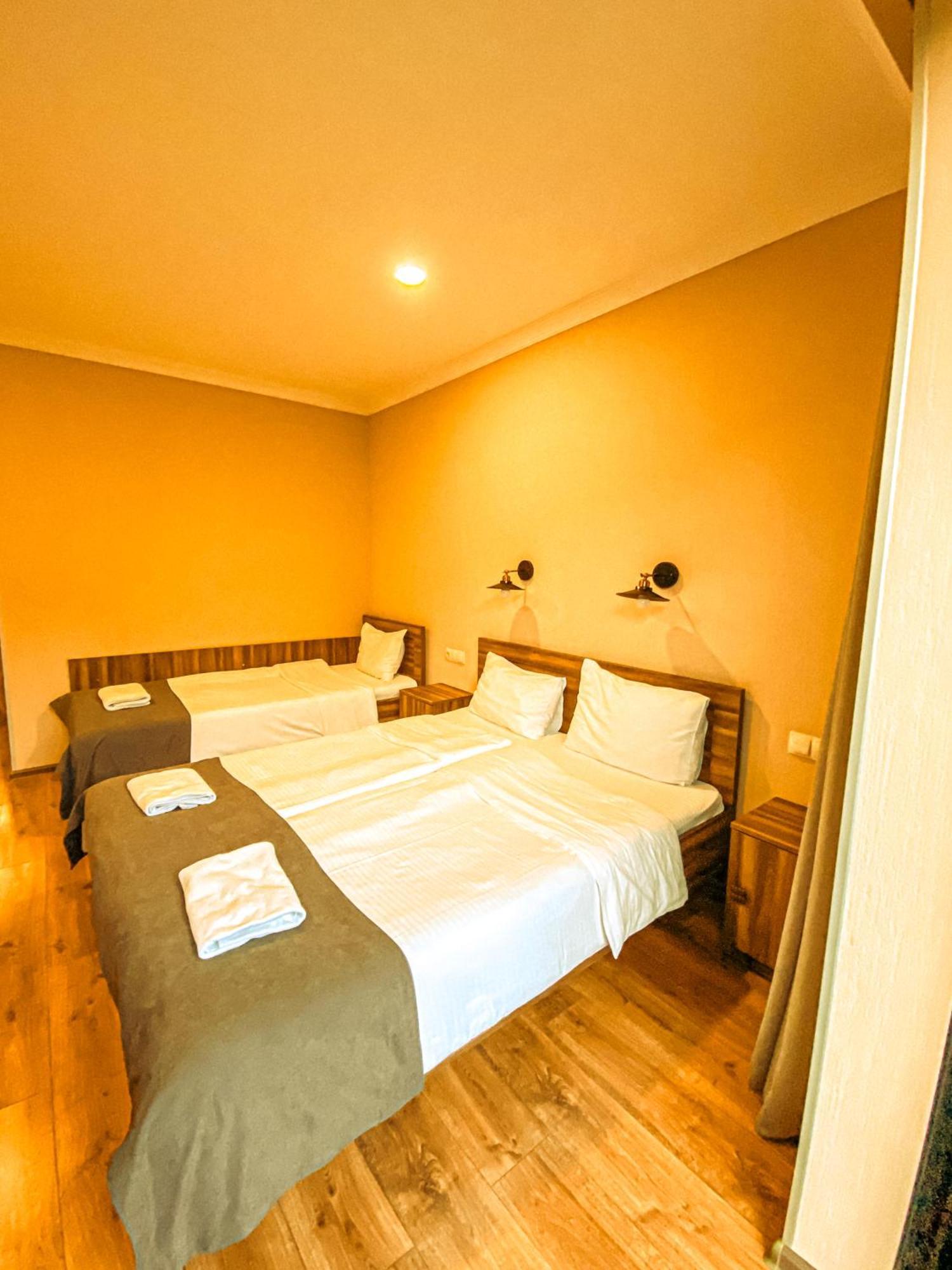 Hotel Gold Kazbegi Екстер'єр фото