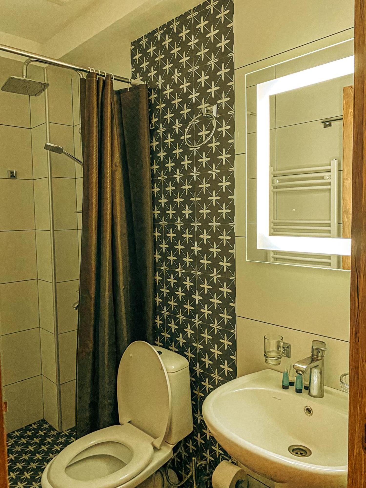 Hotel Gold Kazbegi Екстер'єр фото