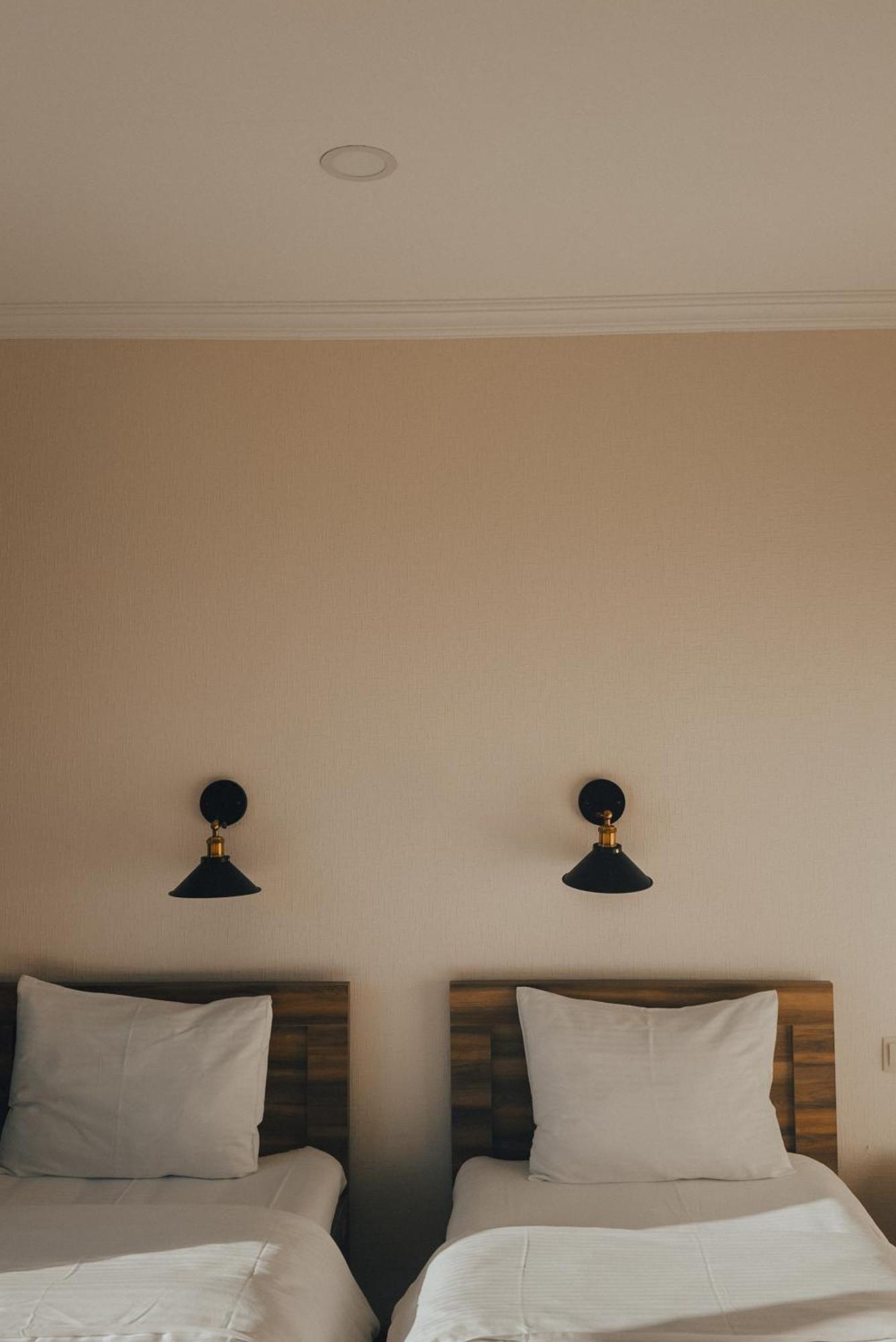 Hotel Gold Kazbegi Екстер'єр фото